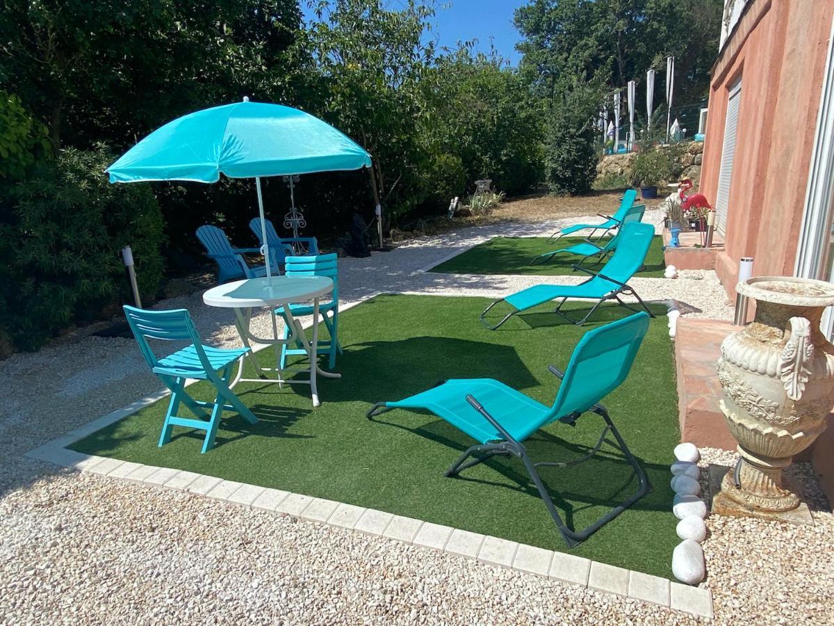 Bed and Breakfast La Vie Est Belle En Provence Tourves Exterior foto