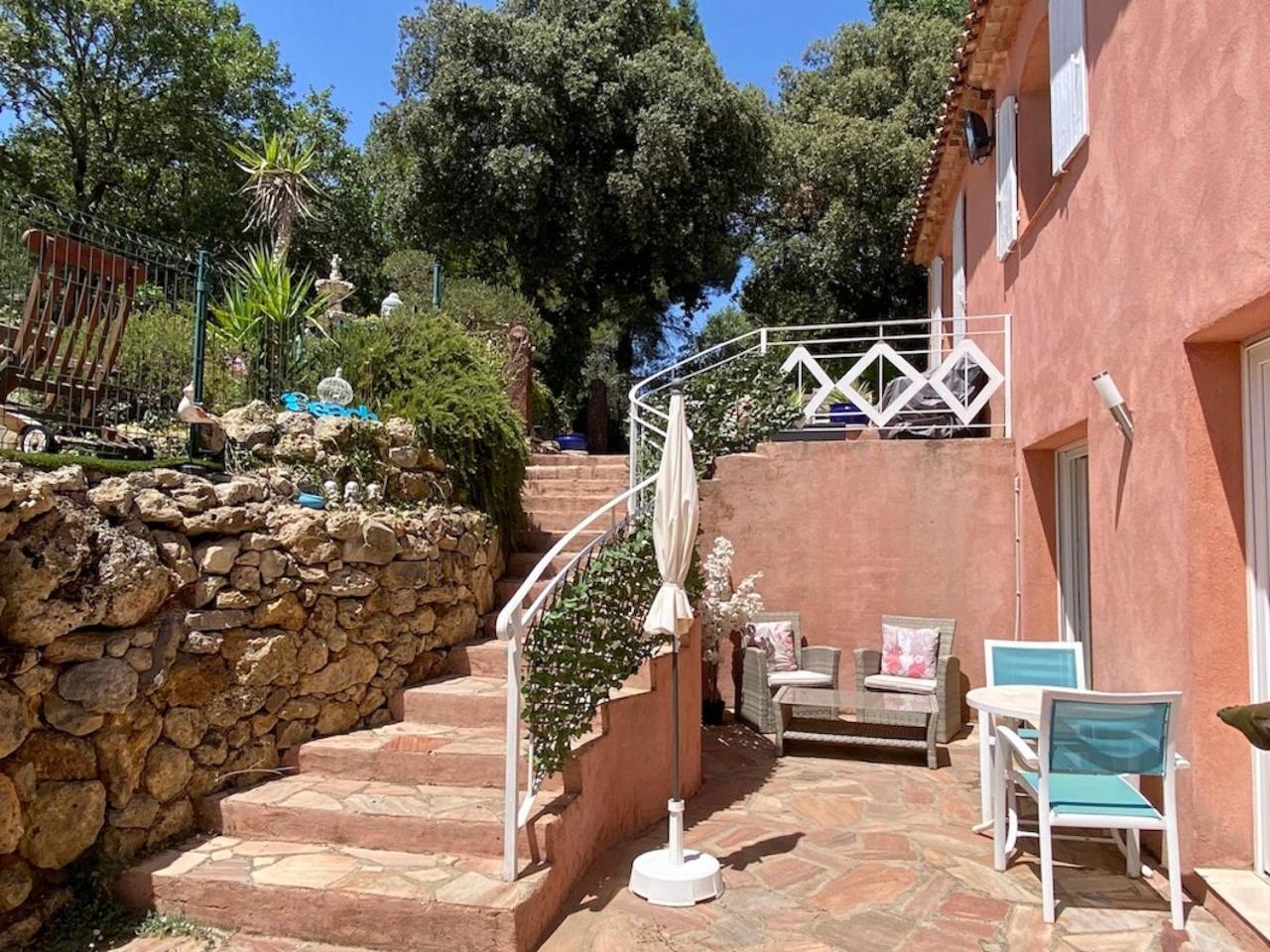 Bed and Breakfast La Vie Est Belle En Provence Tourves Exterior foto
